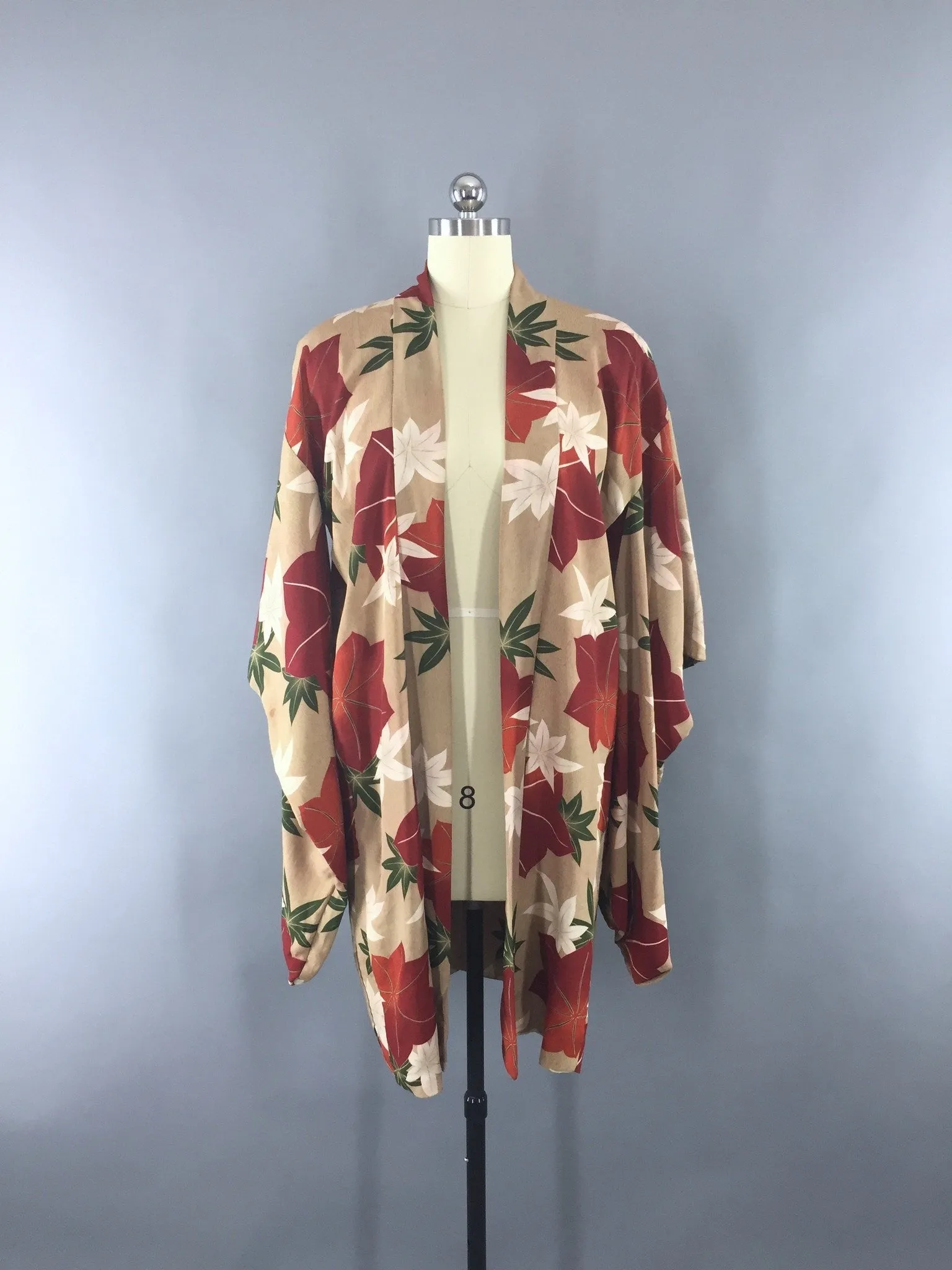 1930s Vintage Silk Haori Kimono Jacket Cardigan with Autumn Floral Leaves Print