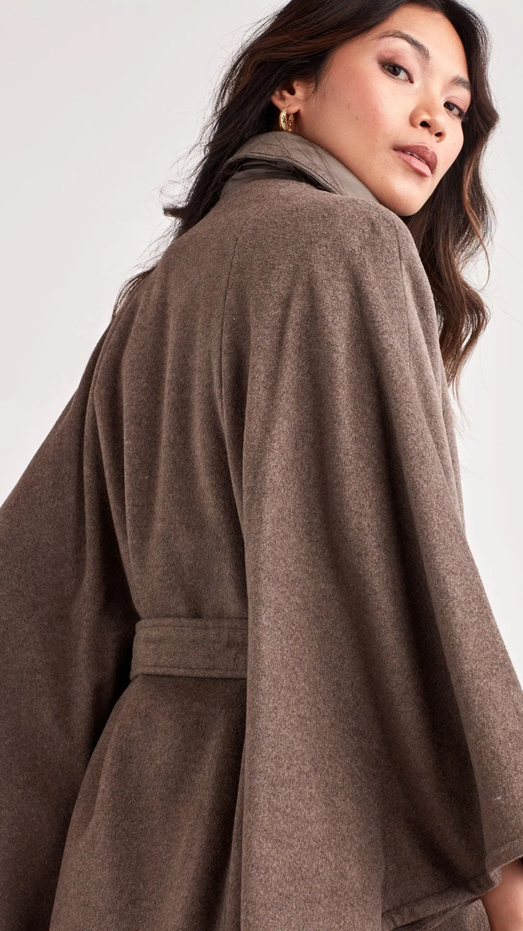 BELTED WOOL CAPE