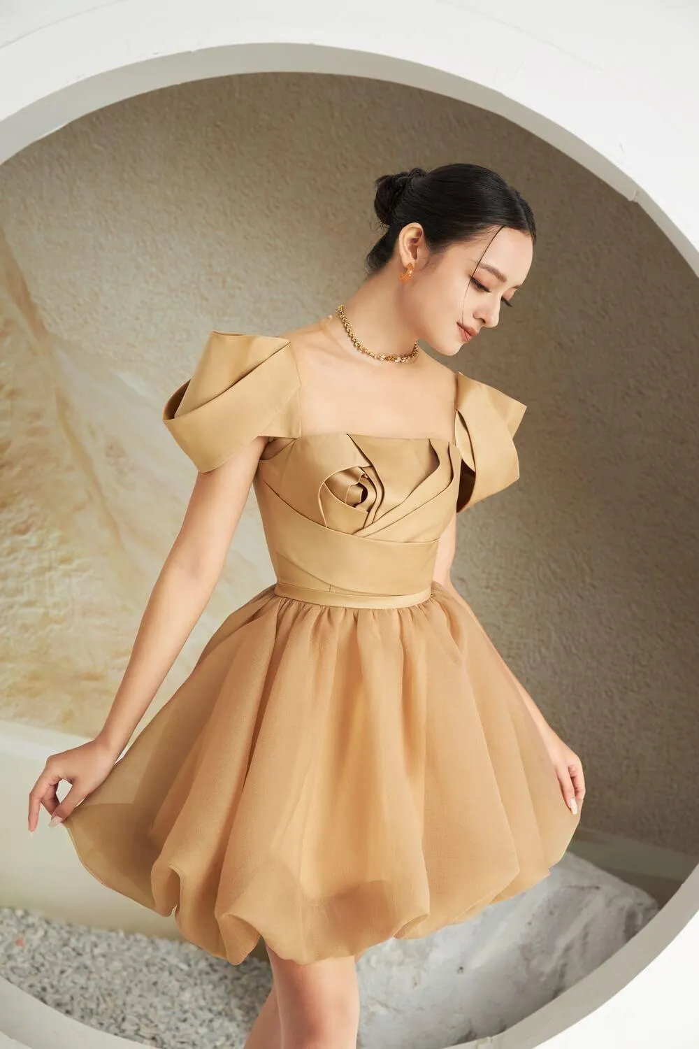 Bethe Fit and Flare Square Neck Organza Knee-length Dress