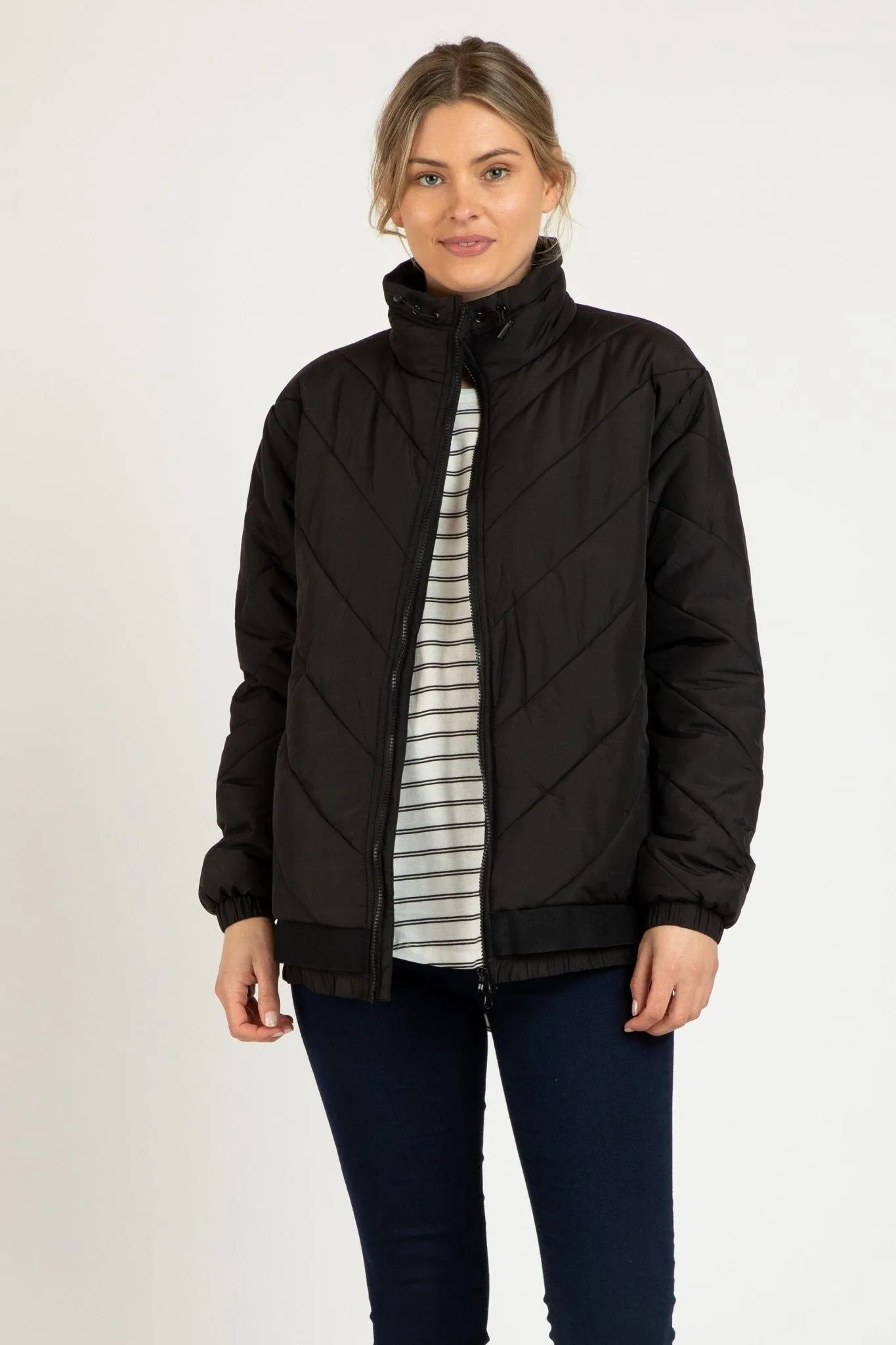 Betty Basics Rylie Puffa Jacket in Black