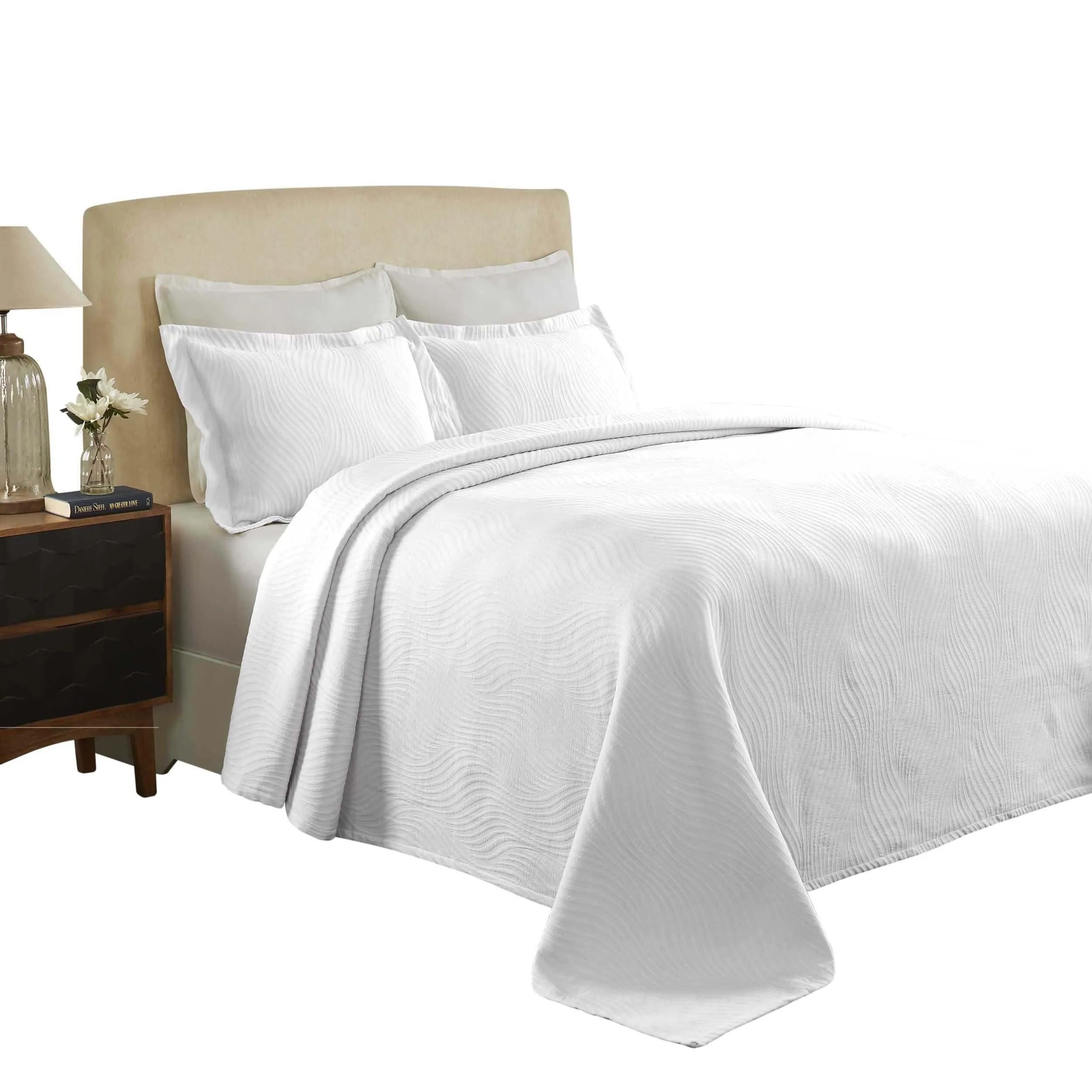 Cascade Cotton Jacquard Matelassé 3-Piece Bedspread Set