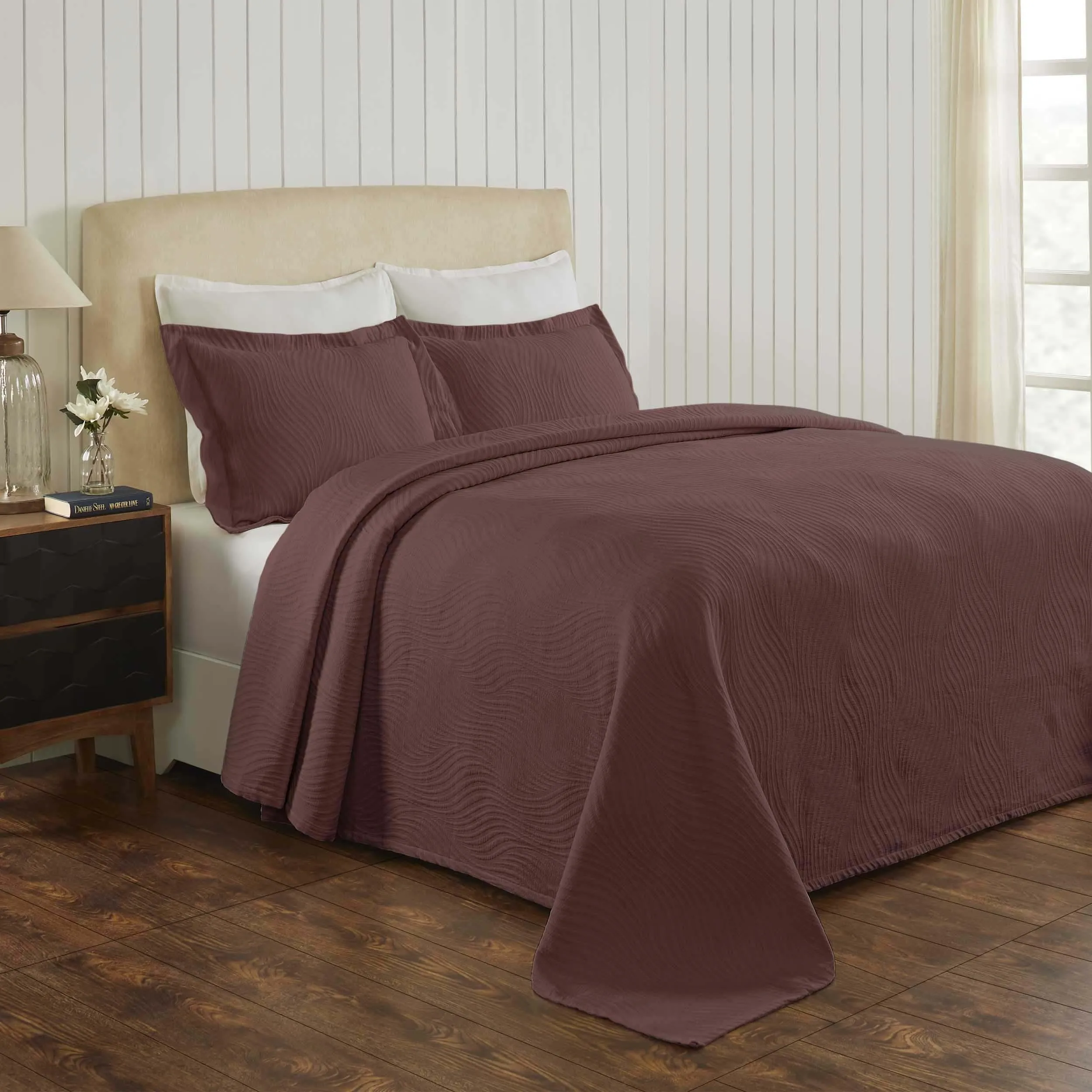 Cascade Cotton Jacquard Matelassé 3-Piece Bedspread Set