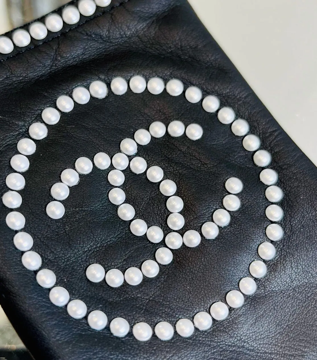 Chanel 'CC' Logo Leather & Pearl Fingerless Gloves