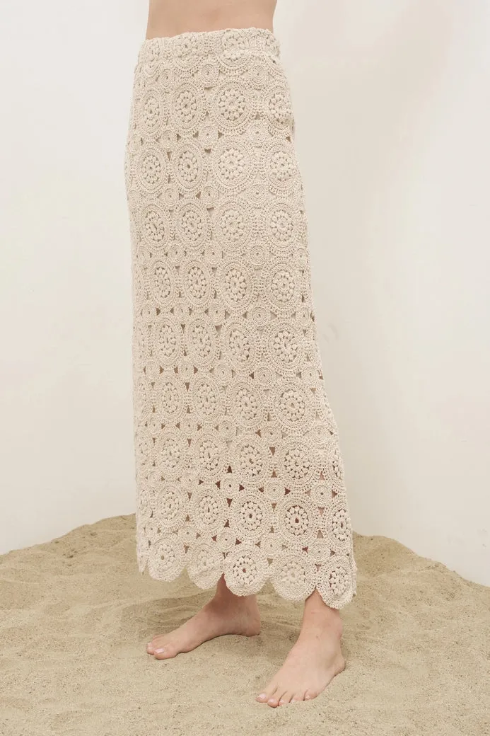 Crochet Scallop Hem Maxi Skirt Cream