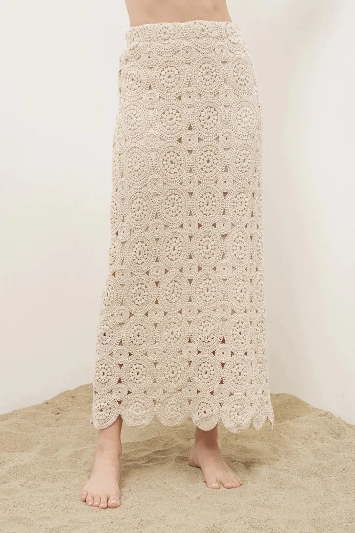 Crochet Scallop Hem Maxi Skirt Cream