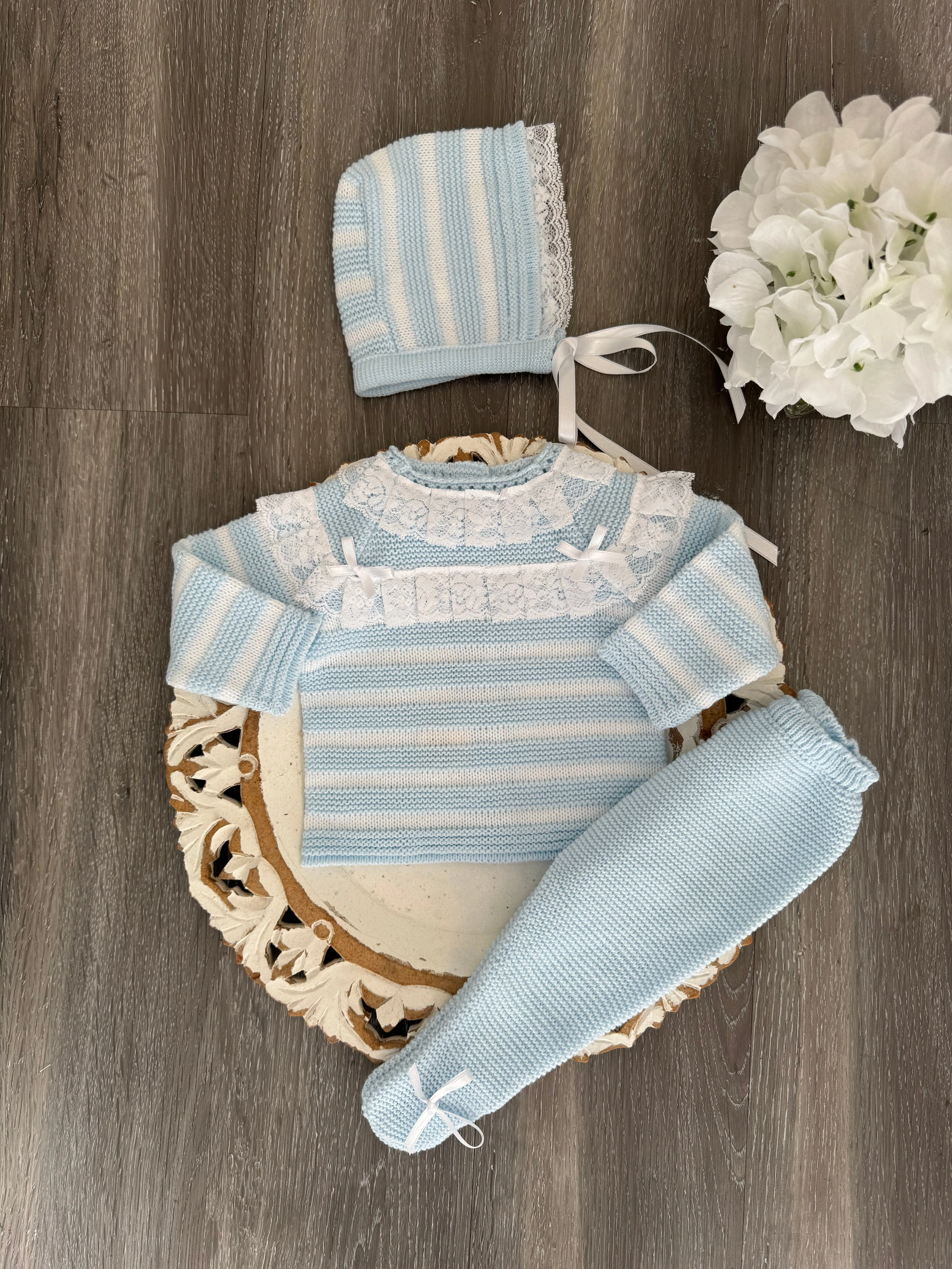 Delicate Lace Collar Striped Knit Set in Sky Blue