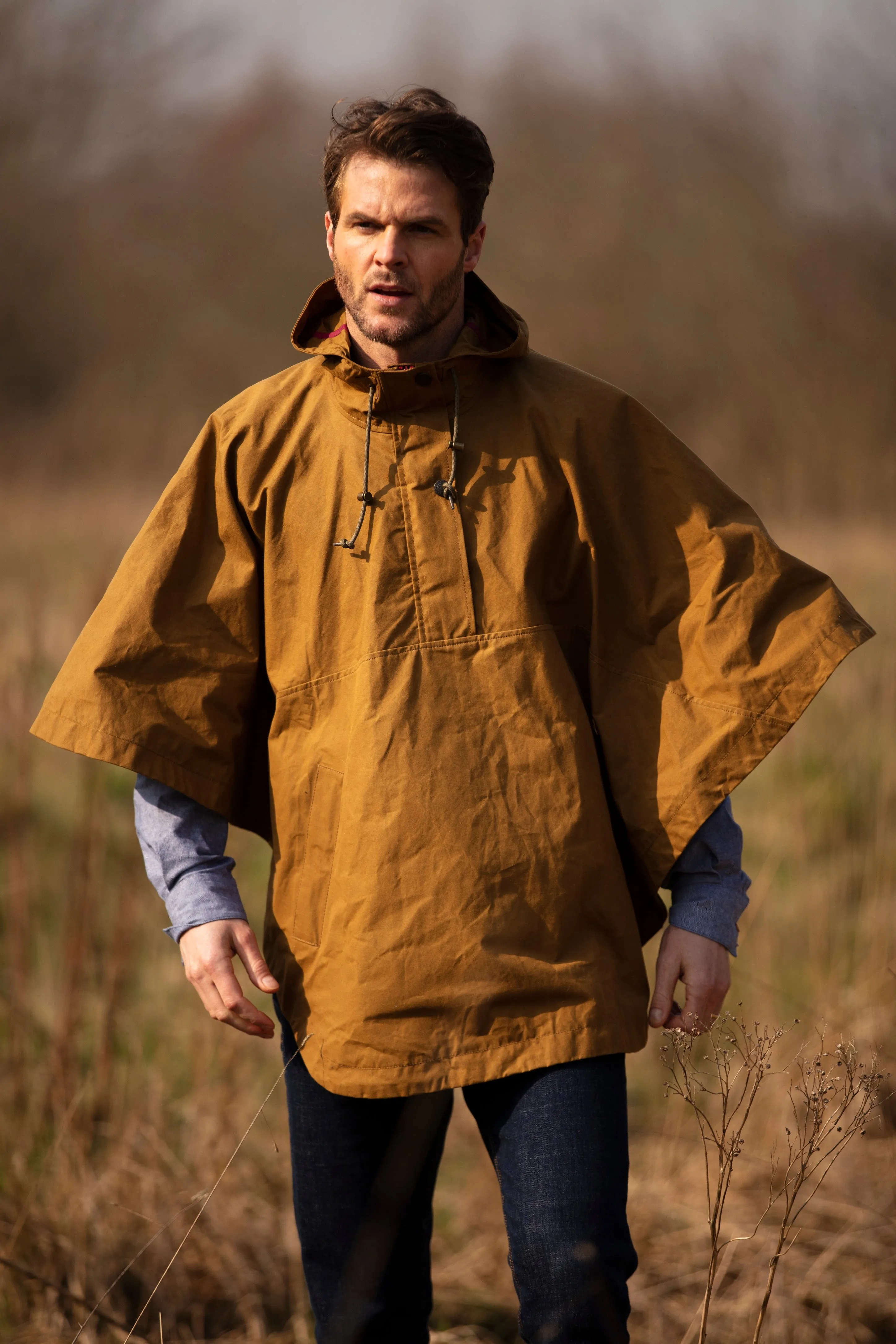 Derby Unisex Wax Cape - Burnt Sand