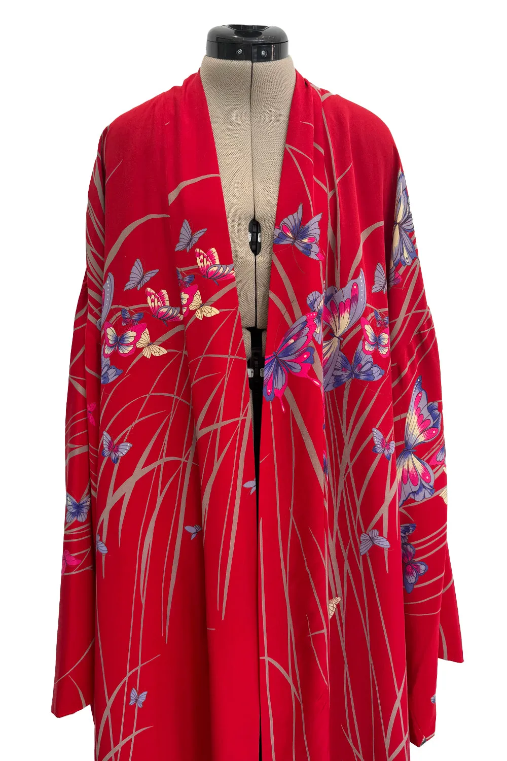 Gorgeous 1970s Hanae Mori Red Silk Kimono Caftan Jacket/Coat w Beautiful Butterfly Print