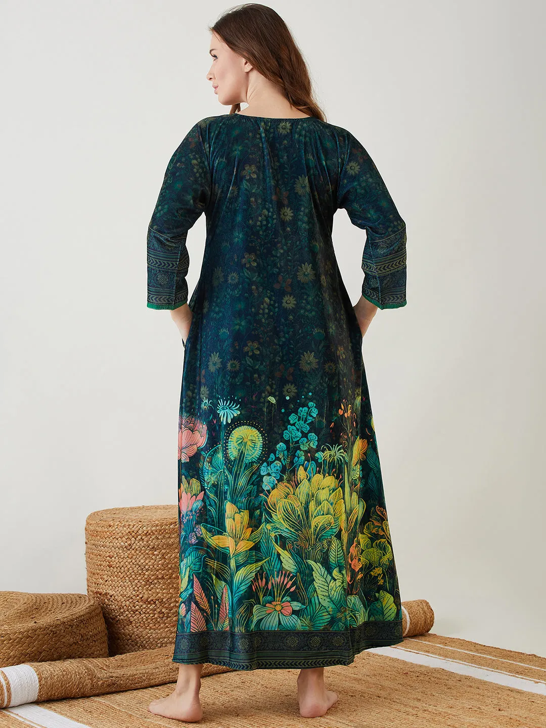 Green Blooming Velvet Loungedress