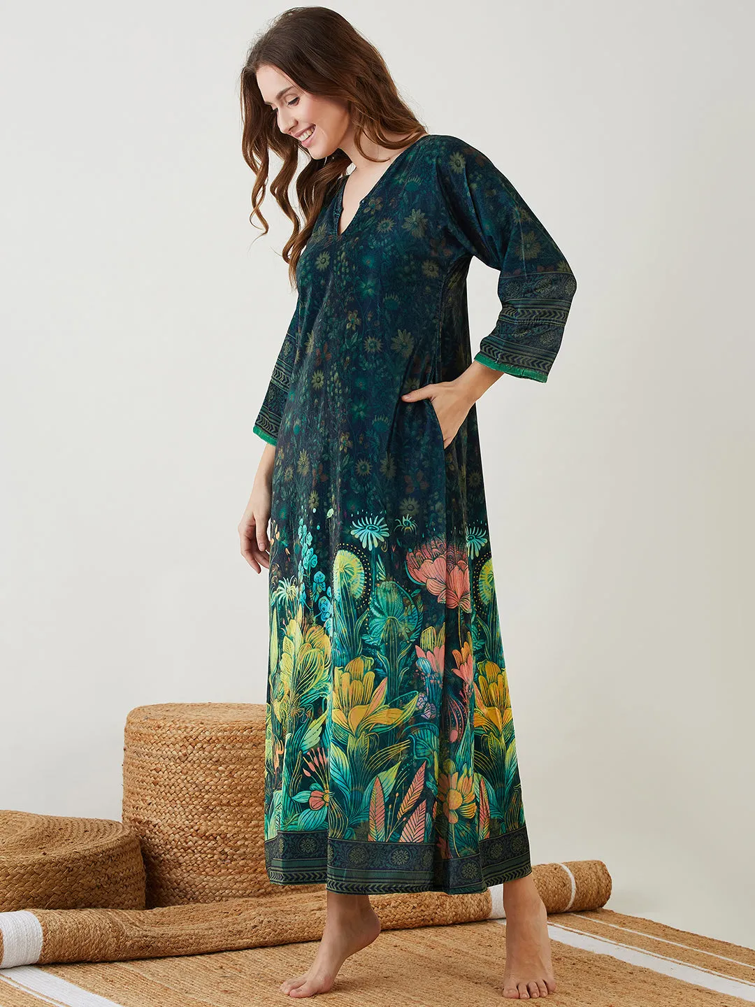 Green Blooming Velvet Loungedress