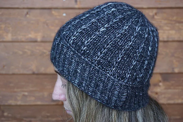 Kit de tricot tuque Towards North par Asita Krebs