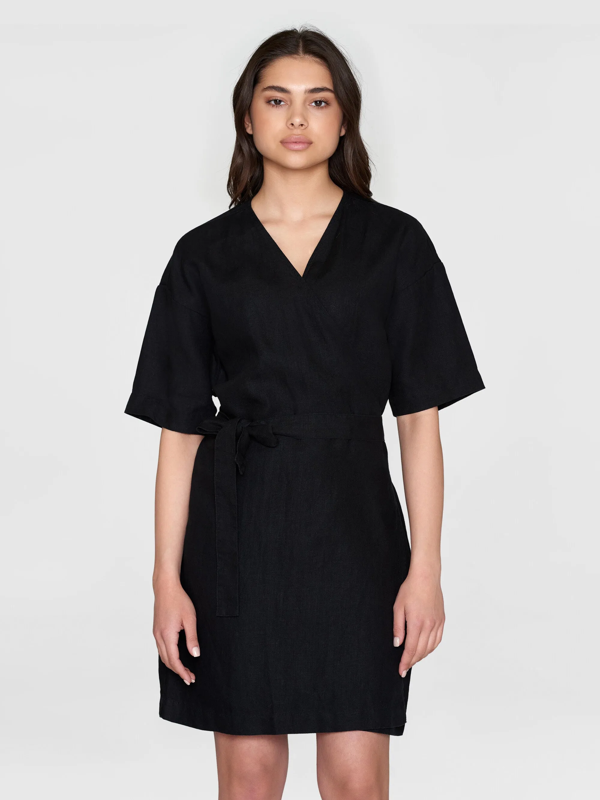 Linen short sleeved wrap dress - GOTS/Vegan - Black Jet