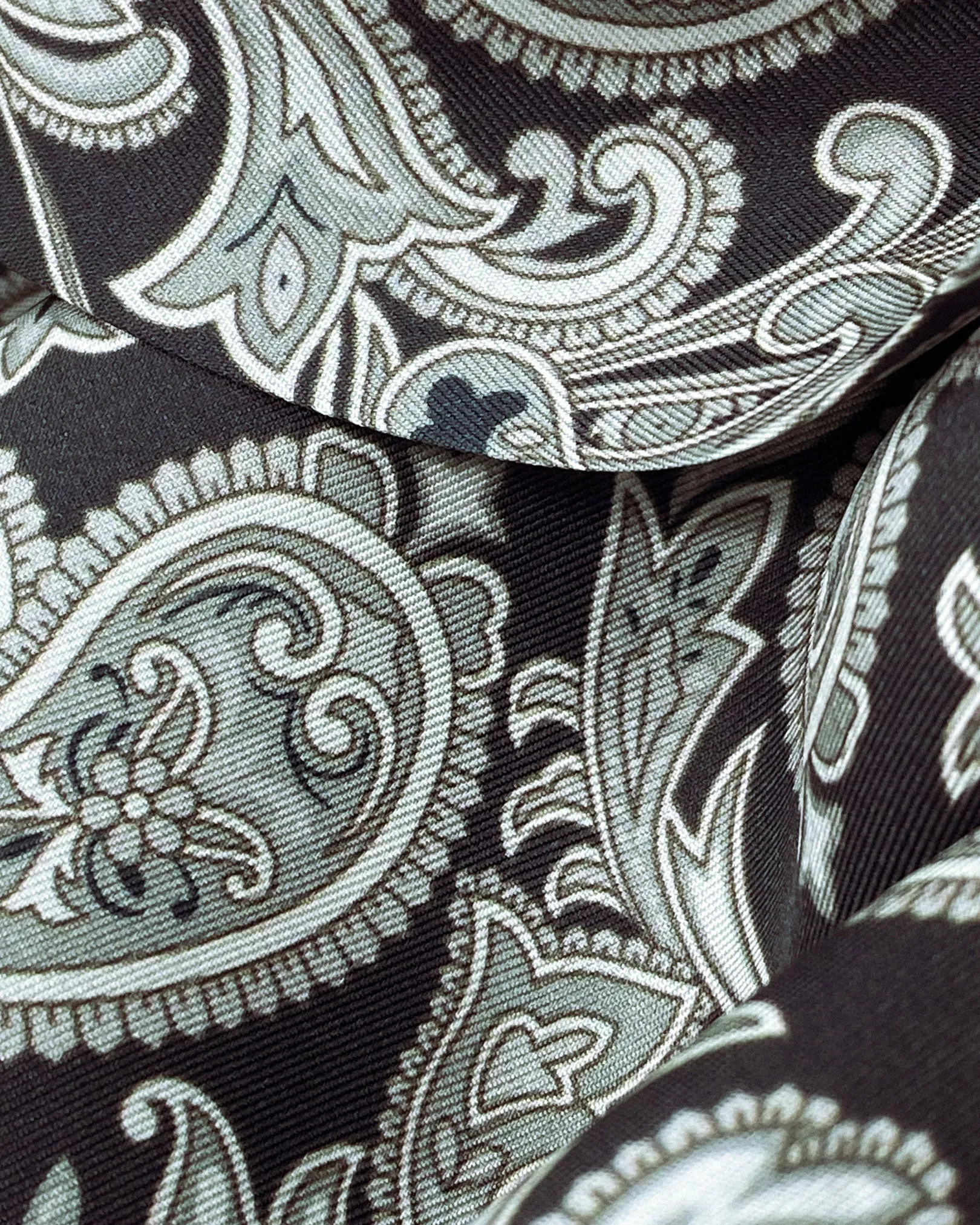 Men's Silk Paisley Scarf - The Jaspar