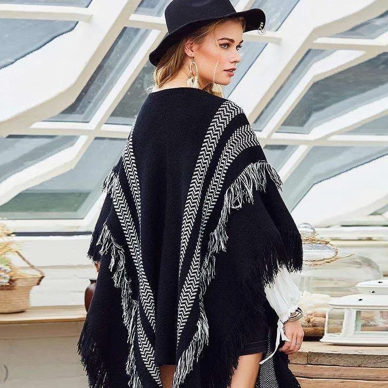 Monochrome Fringed Cape