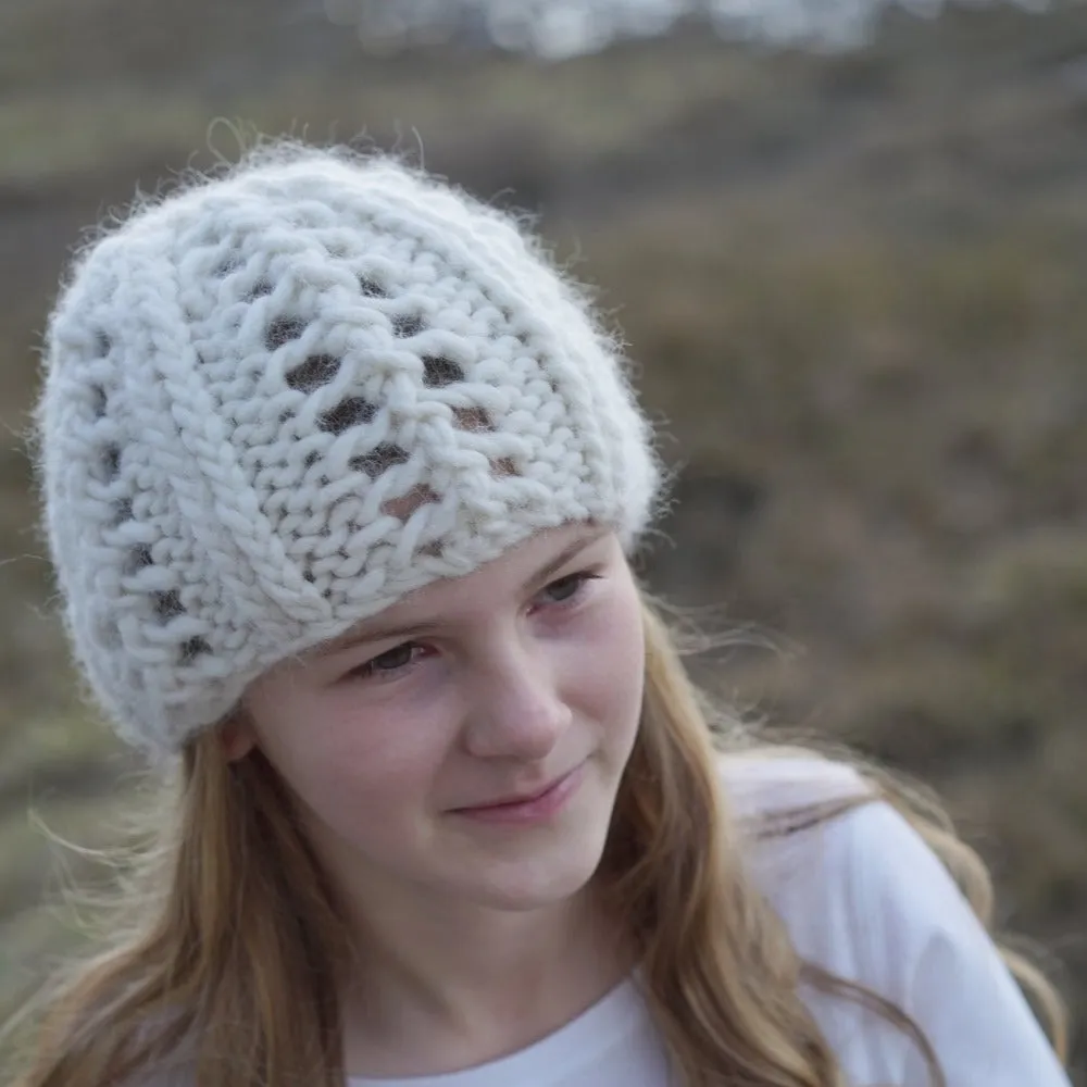 Nora Hat Knitting Pattern - 14Ply (HC22)