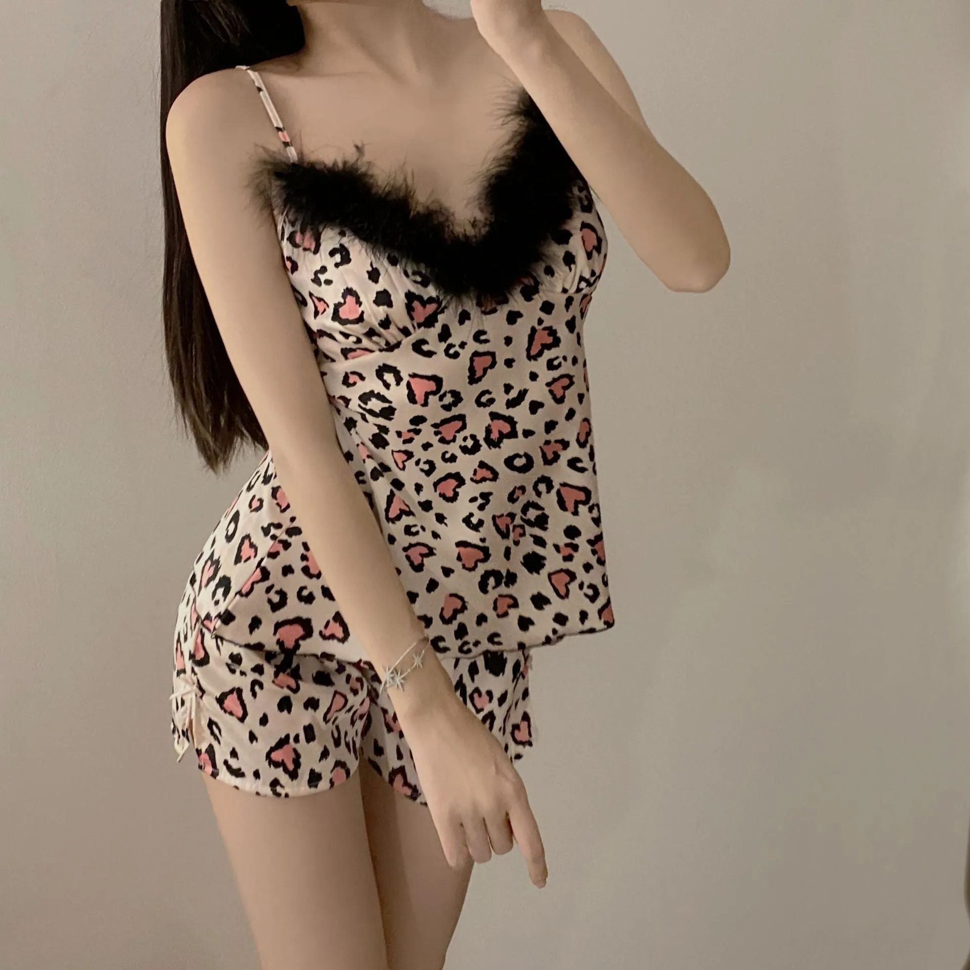 Women's Pajamas Set Sexy Leopard Sling Top Shorts Silk Like Nightwear Fluffy Deep V Sleepwear Home Clothes Outside