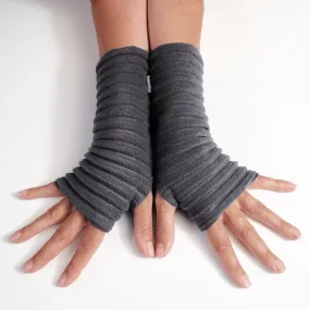 Wristees® Fingerless Gloves - Charcoal grey