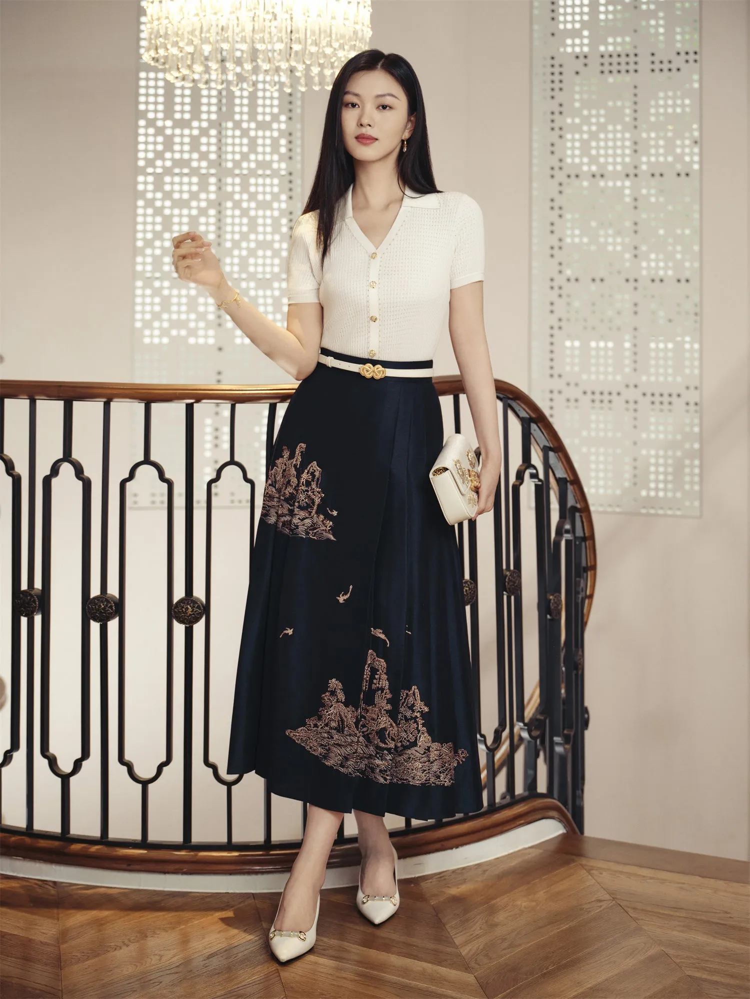 YAYING National Style Embroidered Horse Face Skirt