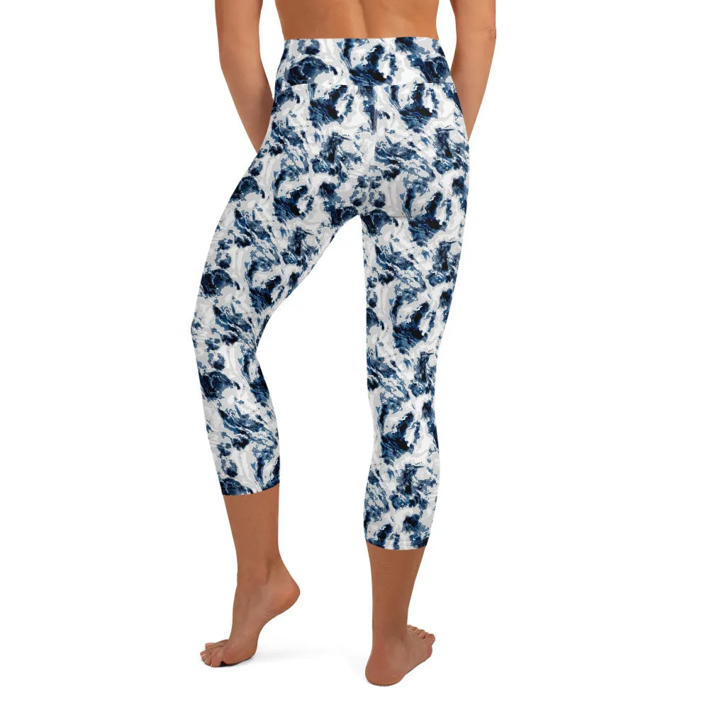 Yoga Capri Leggings in Tie Dye Blue